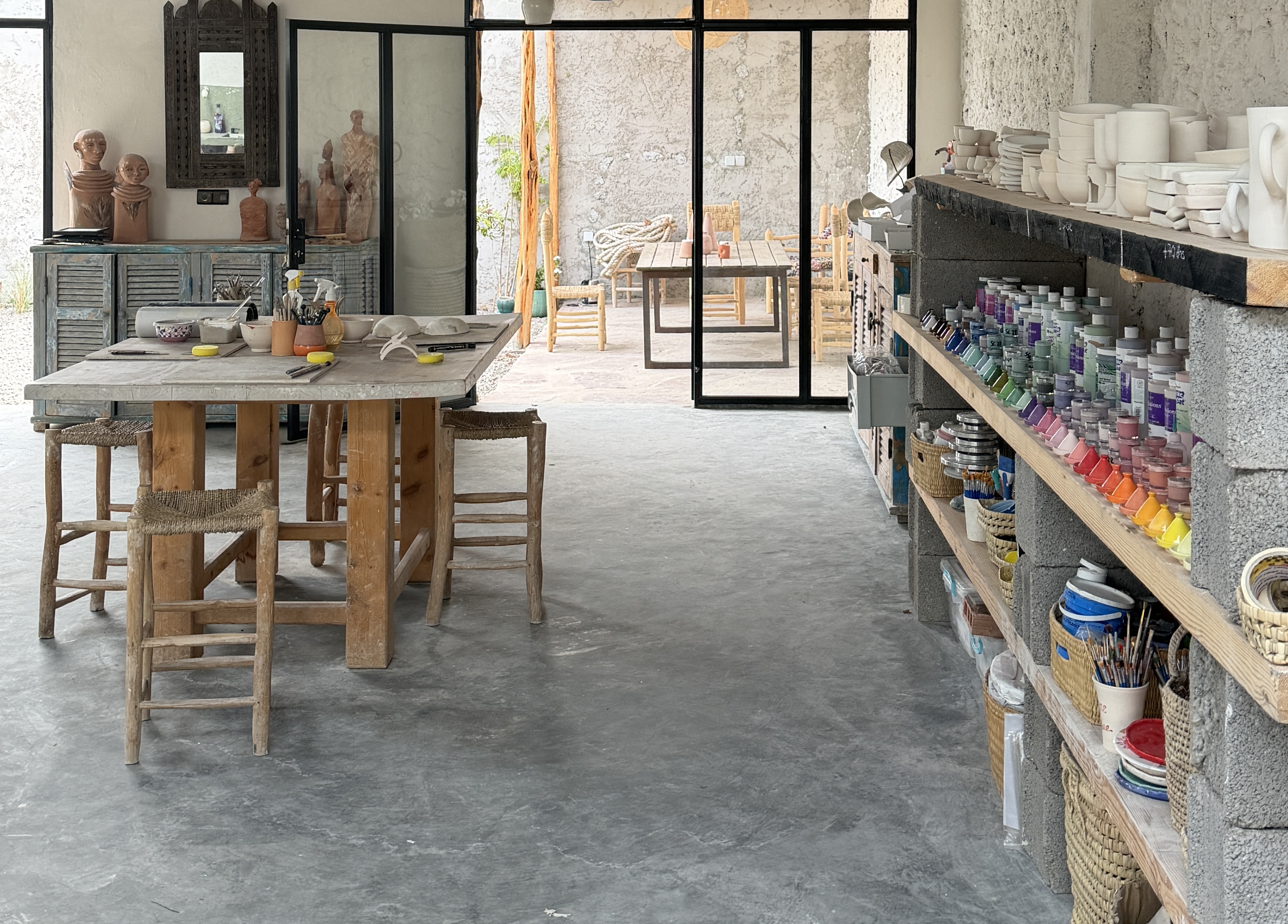 Atelier By Lo
